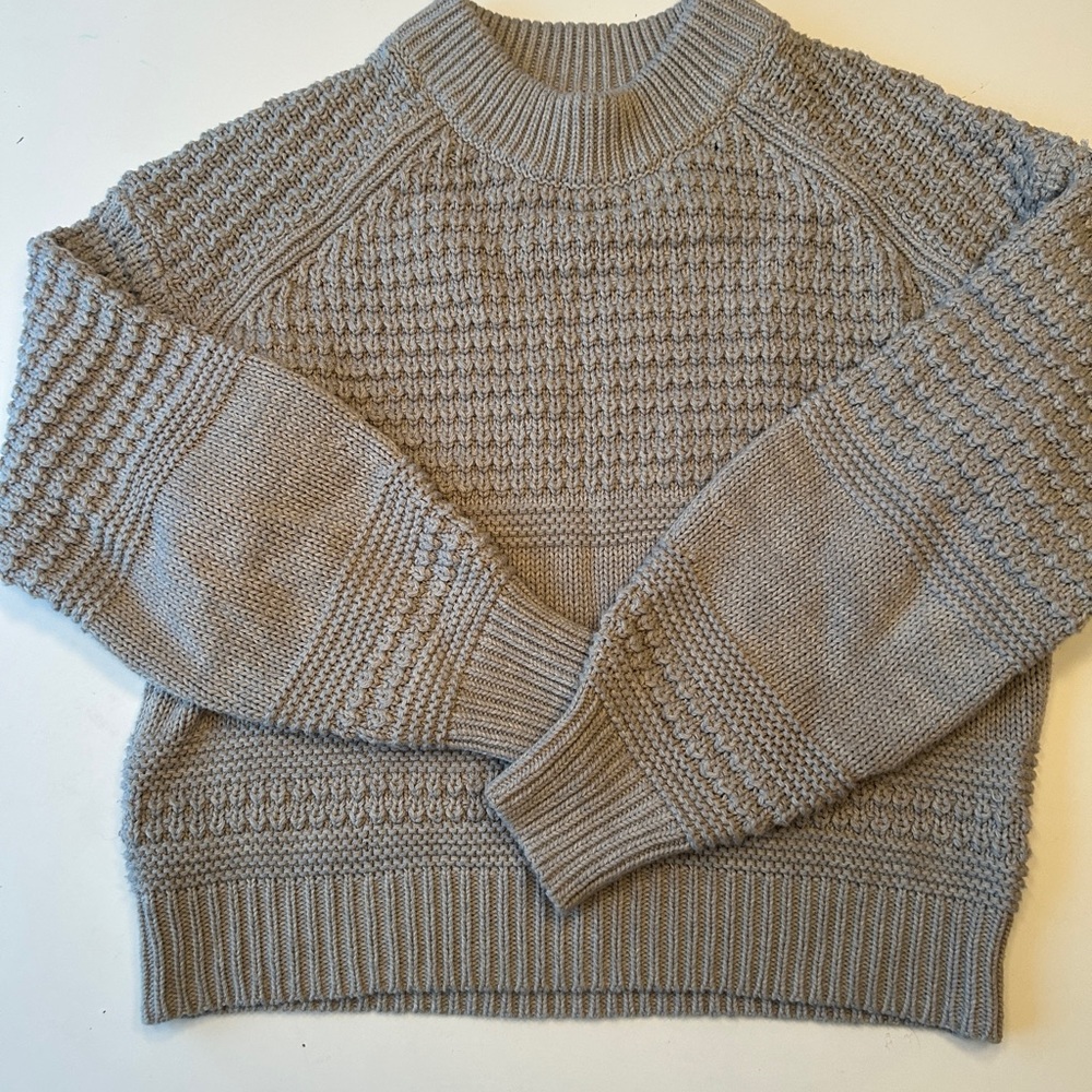 Grey women’s sweater